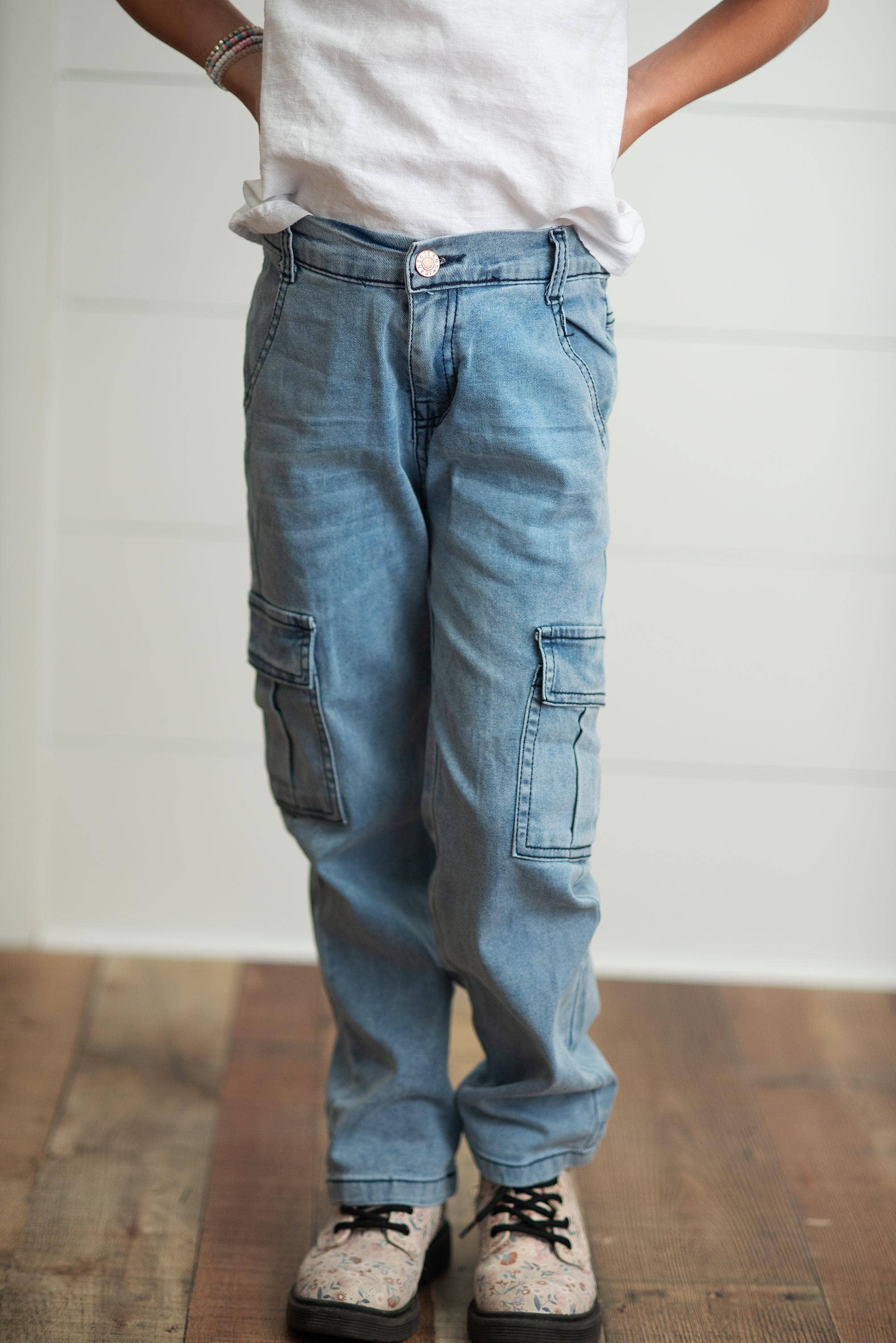 Kids Light Wash Faded Denim Cargo Jean Pant With Pockets
