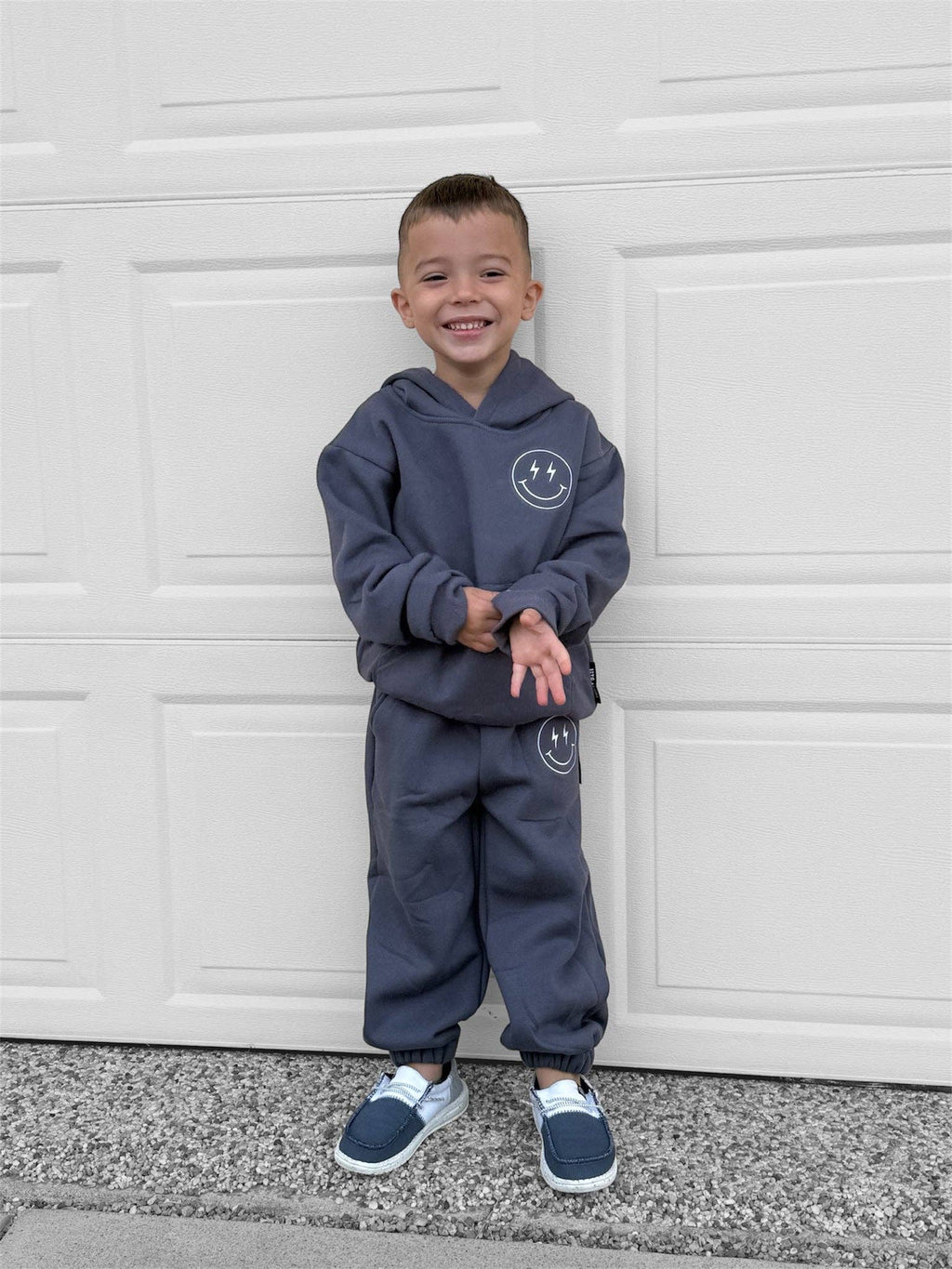 STAY COZY • SMILEY SWEATSUIT