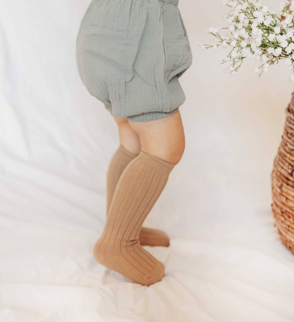 Ribbed Cotton Socks: Black