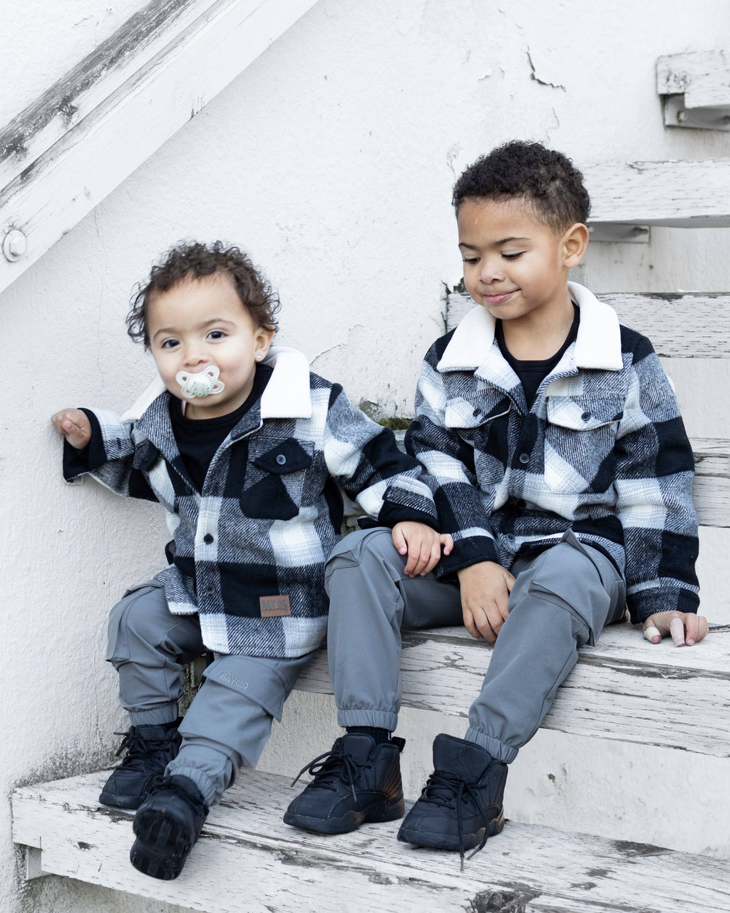 Cargo Cross-Stretch Chinos (Gray)